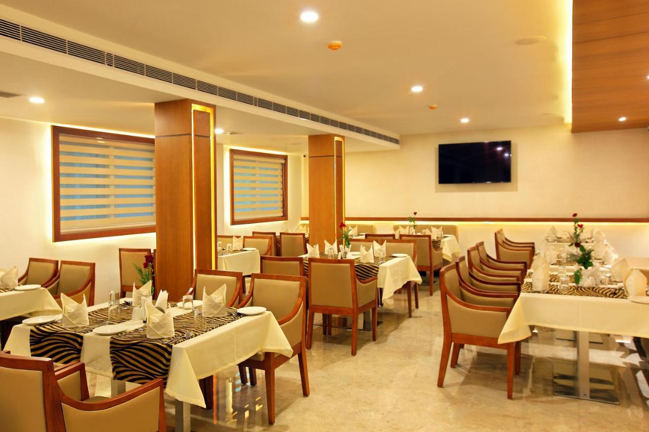 Hotel Amala Pathanamthitta Exterior photo